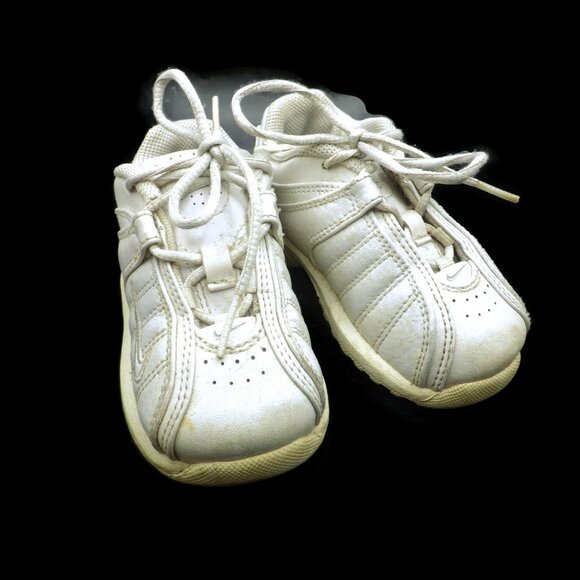 2008 Size 7C Toddler NIKE Sneakers/ White Leather - Picture 1 of 4